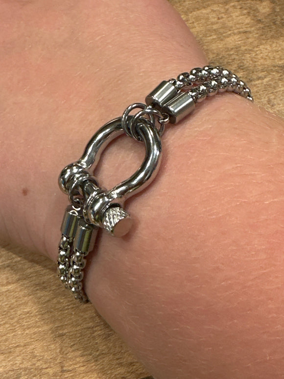 Double strand magnetic clasp bracelet