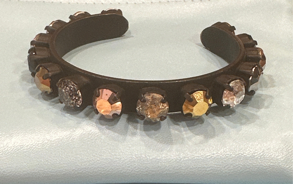 Tova Kiki Cuff in Smut