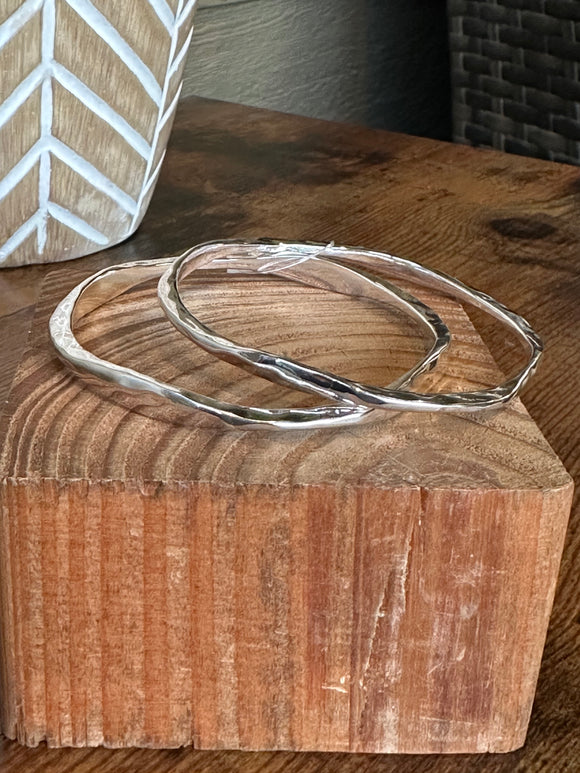 Silver tone bangle bracele pair